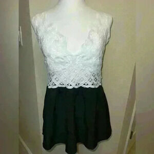 White and Black Lace Sleeveless Tank Top